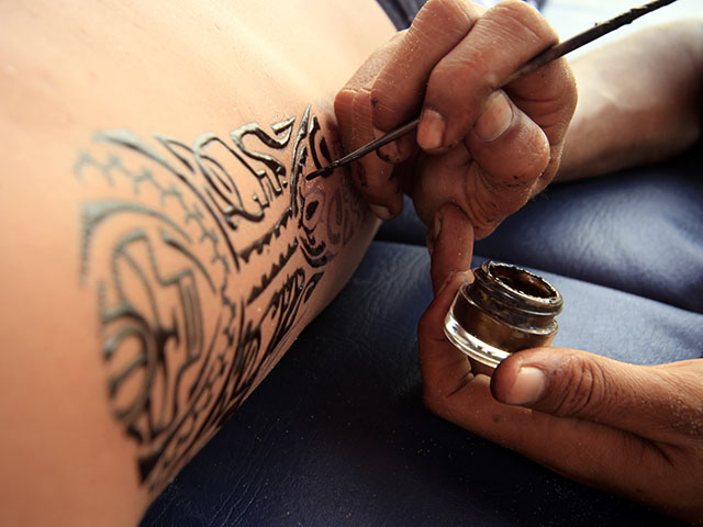 ΗΕΝΝΑ ΤΑΤΤΟΟ με φυσική και μαύρη henna